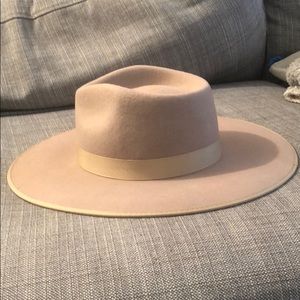 Lack of color hat NWT